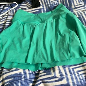 Athleta tennis skirt -XS this is a skort - called match point